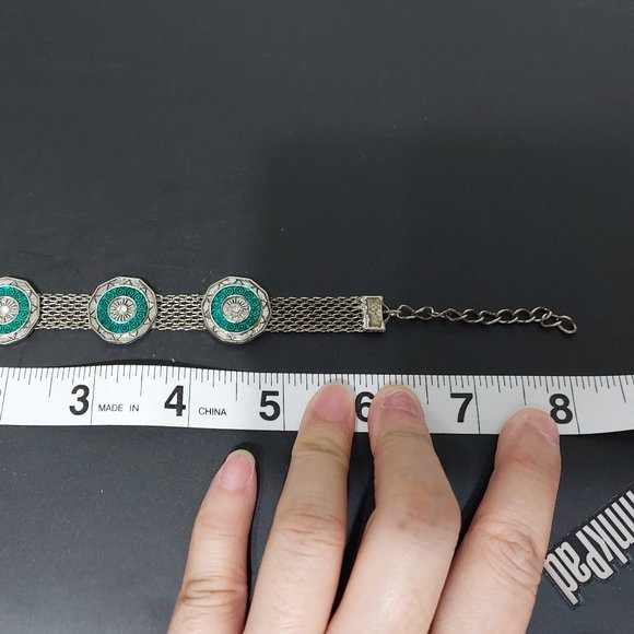 Antique Silver Tone Chain Bracelet Green Silver - Picture 4 of 8